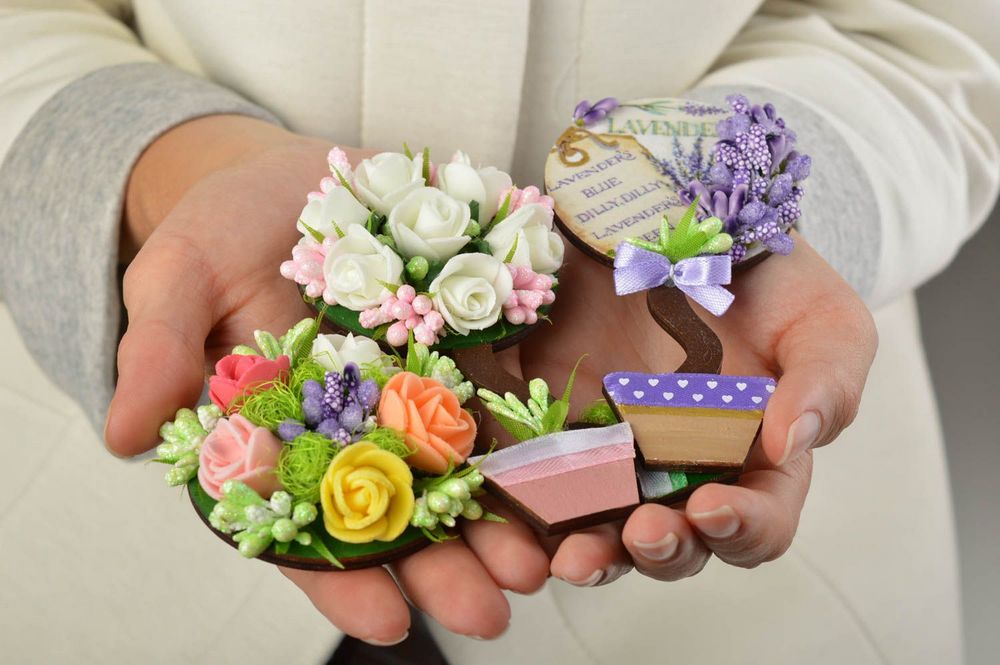 flower magnets 1000.jpg flower magnets 1000.jpg